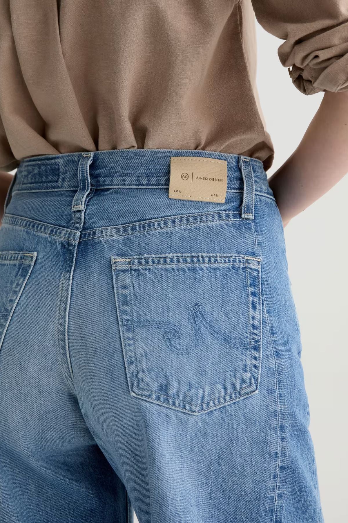 AG Denim Hattie Crop - 17 Years Divergent - Image 5