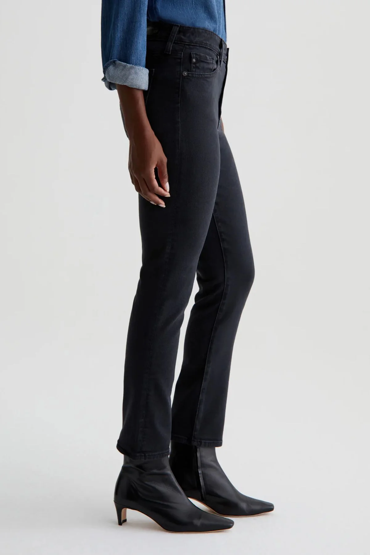 AG Denim The Mari Crop Jean - Sulphur Black - Image 4