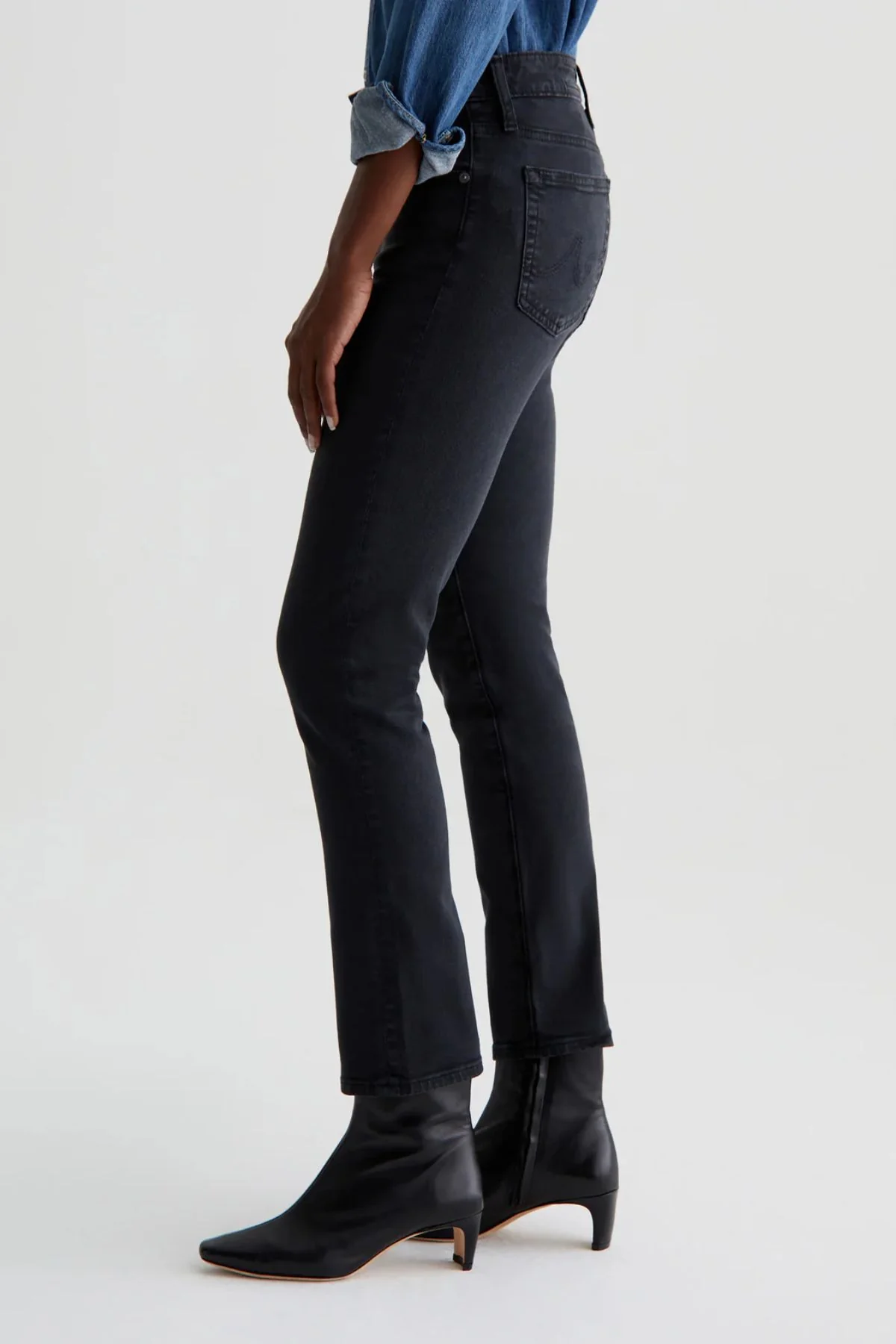AG Denim The Mari Crop Jean - Sulphur Black - Image 5