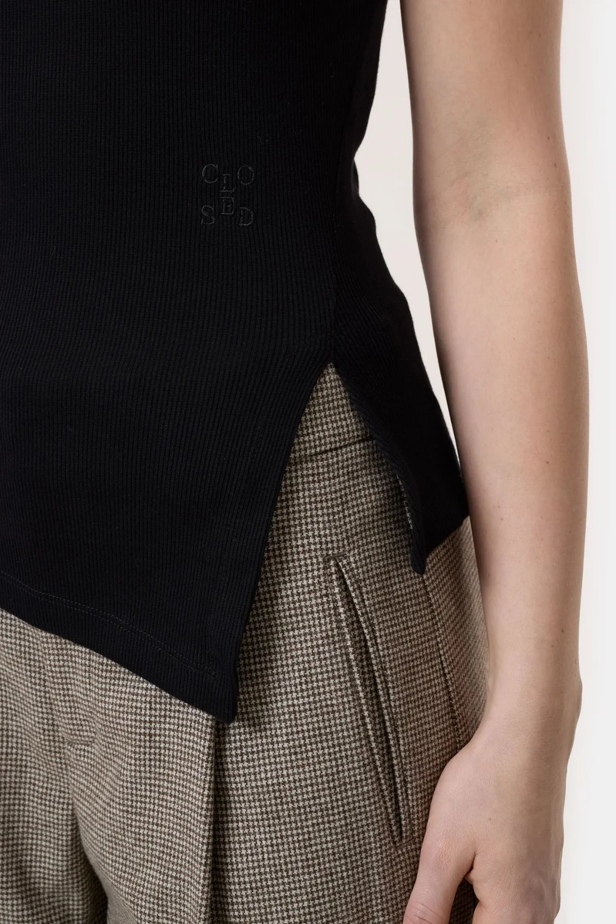 CLOSED Split Tank Top - Black - Image 5