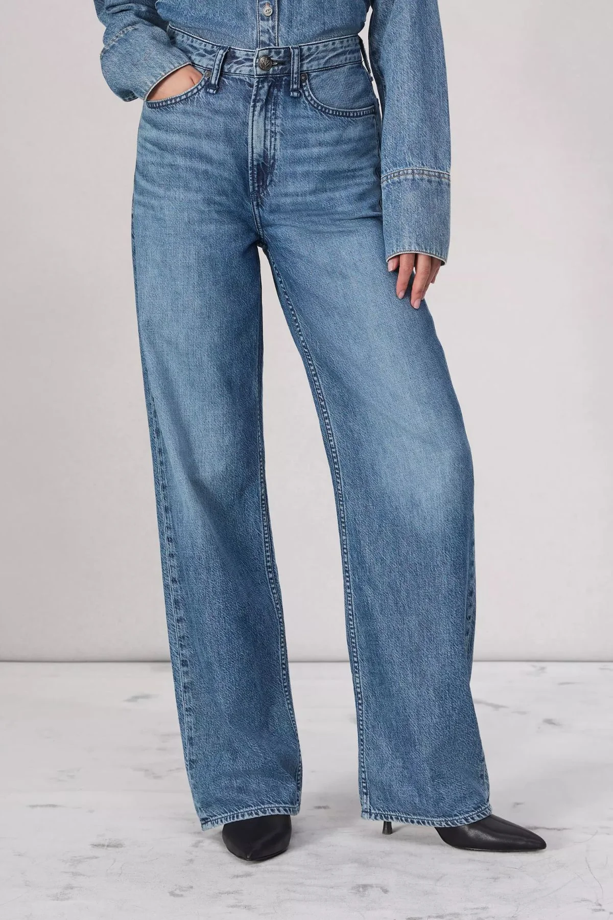 Rag & Bone Logan Jean - River - Image 5